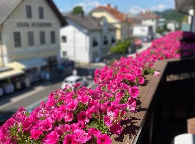 Apartment Ananas I Zentral & Seenah *